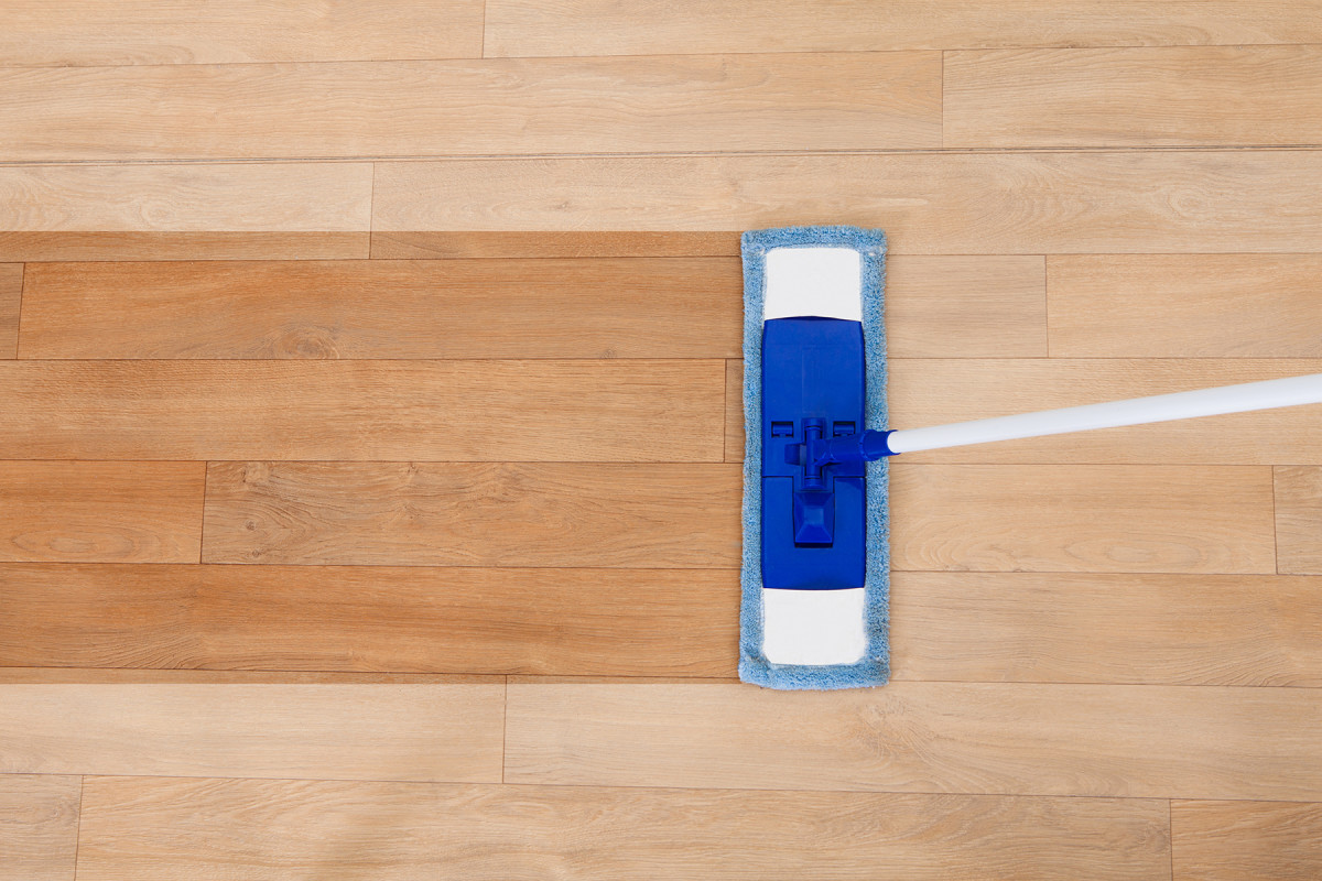 Best Way To Clean LVP Flooring: Complete Guide + DareKaou Tips