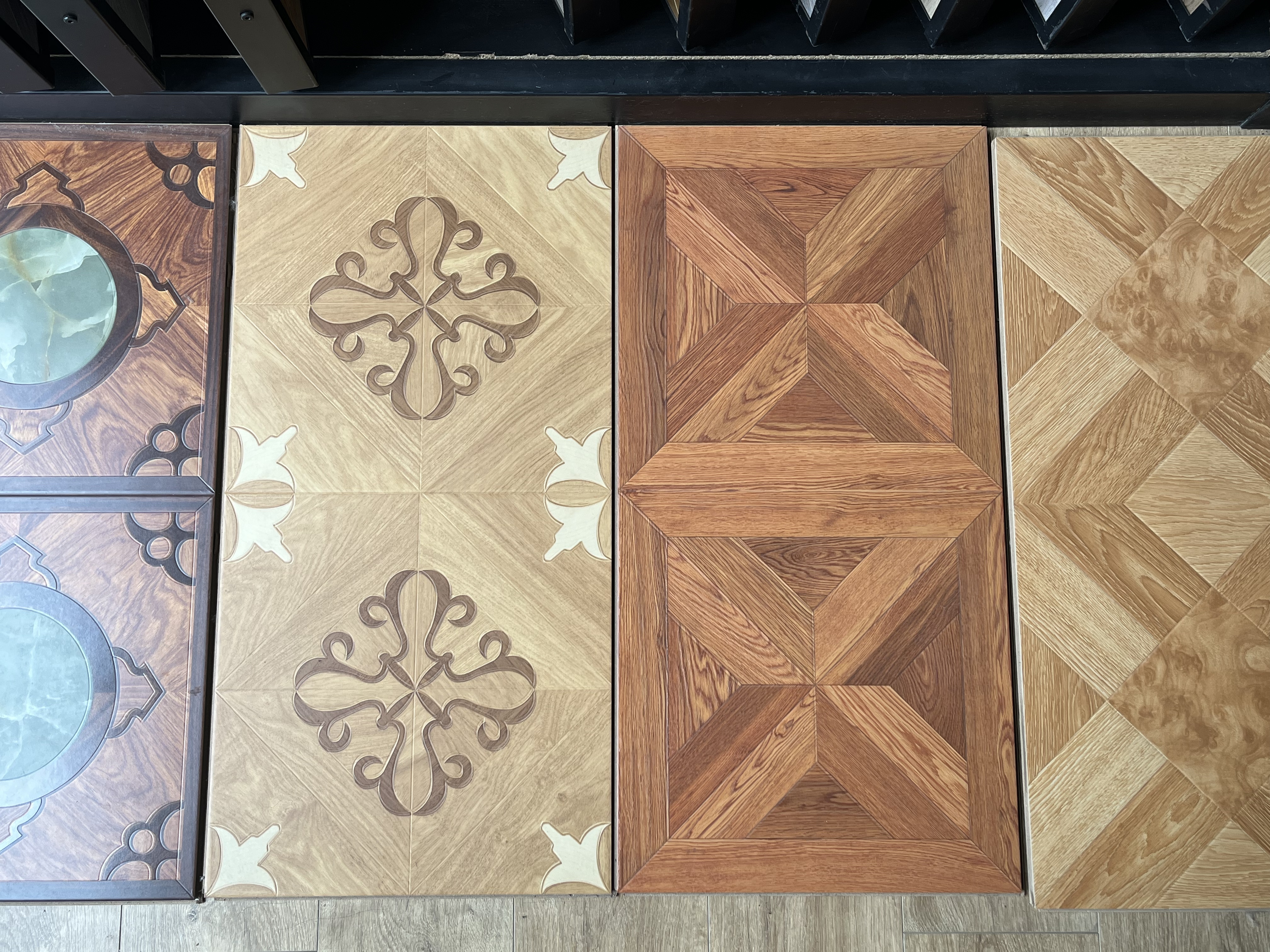 Laminate parquet